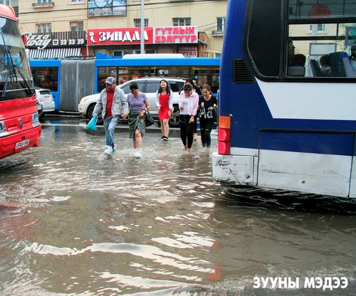 Иргэд 17 жил үерийн ус туулна 